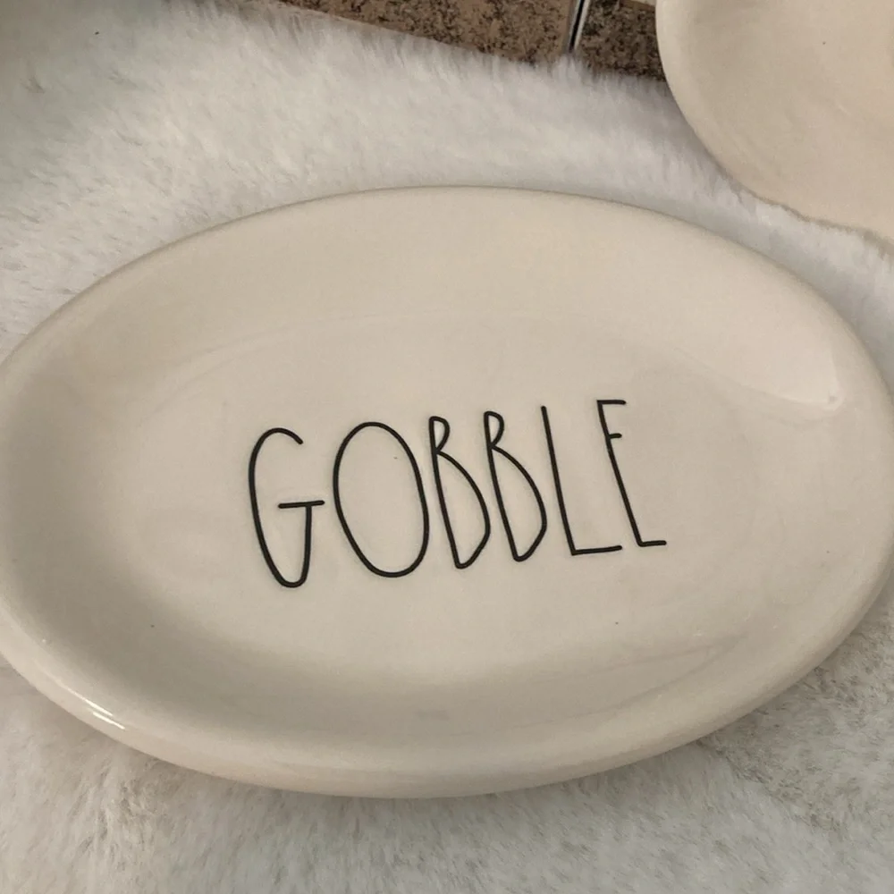 Rae Dunn Gobble Oval Plates